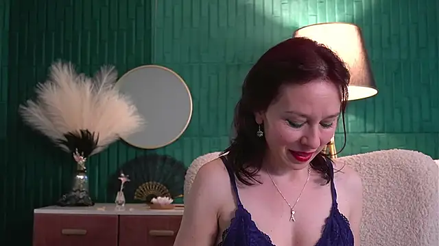 HaileyMoonn 现场聊天室