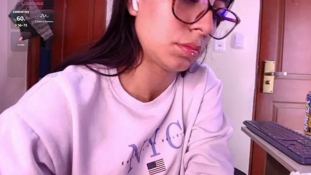 Phòng Chat Trực Tiếp Andreita_Jones