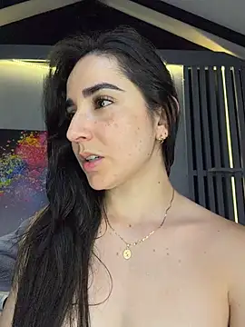 Vicky-Andrade Adlı Modelin Canlı Sohbet Odası