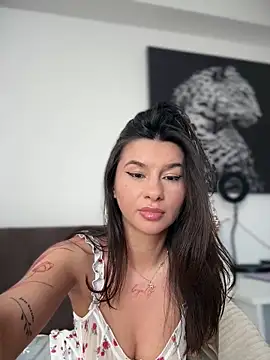 Pokój czatu na żywo – DramaQueen__