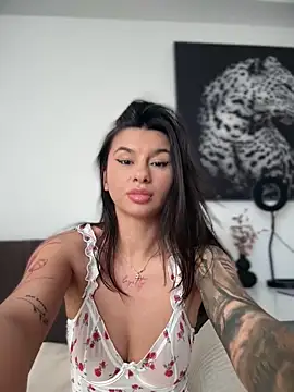 DramaQueen__ Live Chatraum