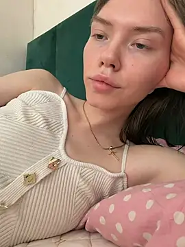 Lisaaa_Alisa – live chatrum