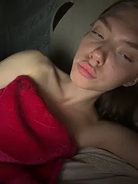 Pokój czatu na żywo – Lisaaa_Alisa