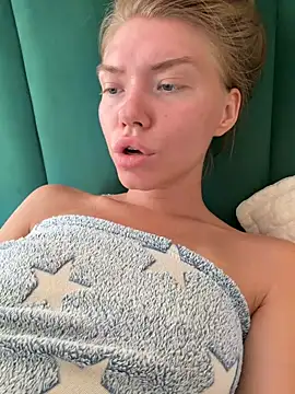 Bilik Sembang Langsung Lisaaa_Alisa