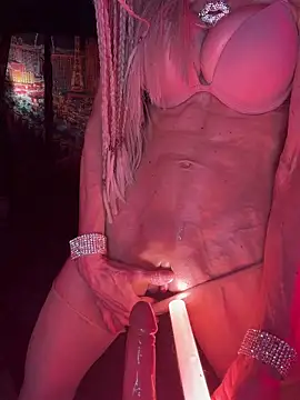 1NikiVegas Cameră chat live