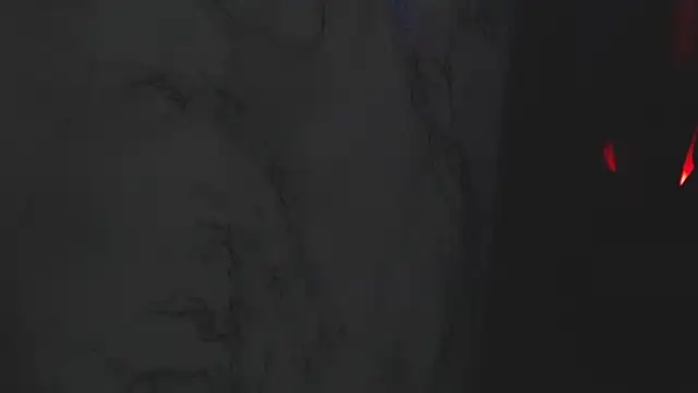 Ellysse_'s Live Chat Room