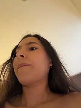 Sala de chat en directo de LittleDoll___