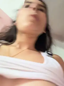 Show de sexo ao vivo de LittleDoll___