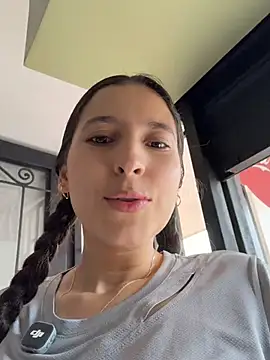 LittleDoll___ – live chatrum