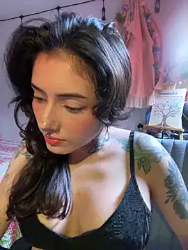 LiliJones_ Ruang Obrolan Langsung