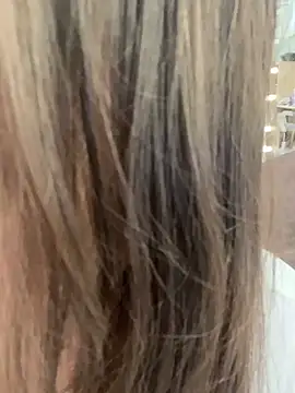 Sala de chat ao vivo de AnnaBri