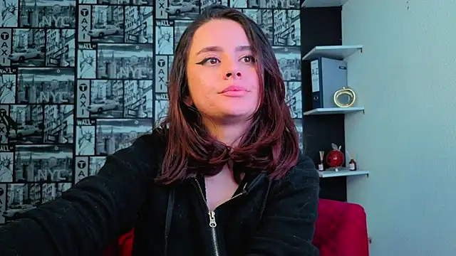 kassandra_james 现场聊天室