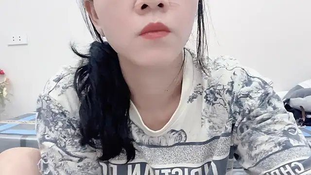 Sunflower-2k's Webcam Show