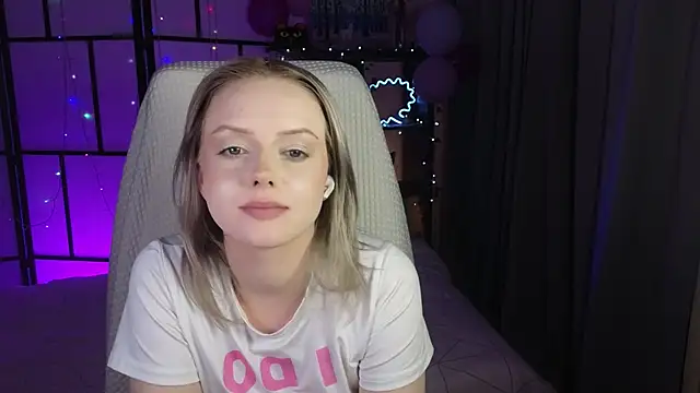 Chat soba uživo modela ImBonBon