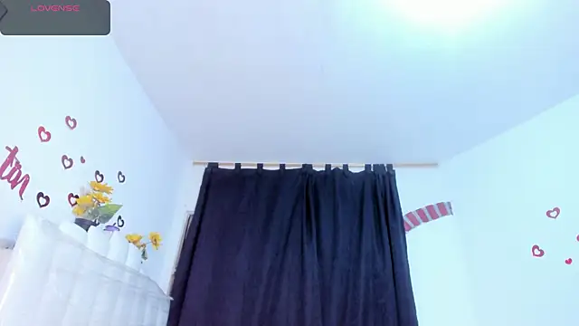 RoxannaBlanche Adlı Modelin Canlı Sohbet Odası