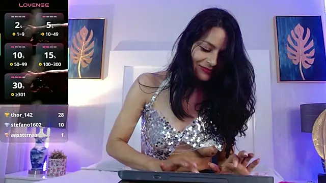 viiolet_smithn Live chat-huone
