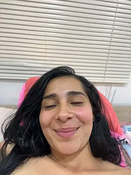 Meganmilk1's Live Chat Room