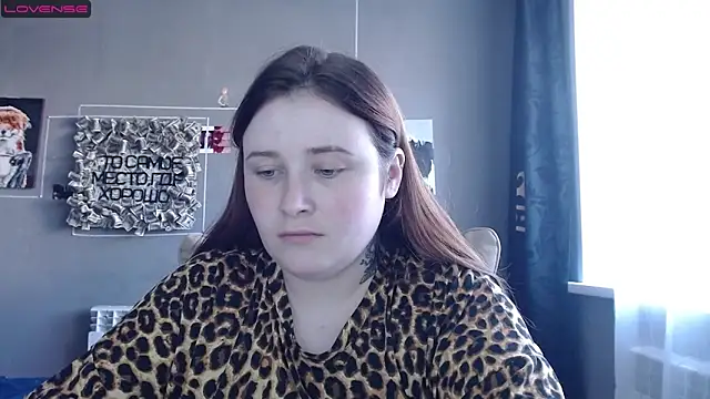 Živá chatovací místnost Light_Luna