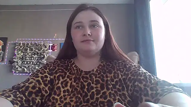 Light_Luna's Live Chat Room