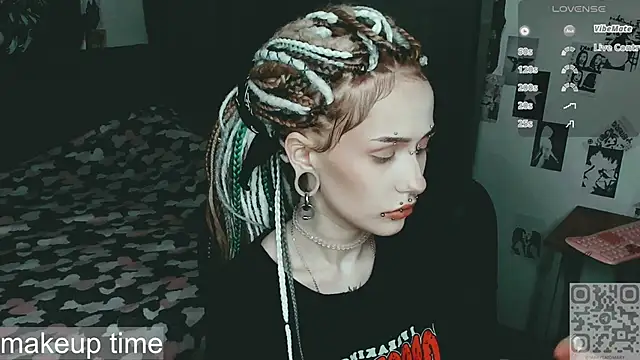 say_mary Adlı Modelin Canlı Sohbet Odası