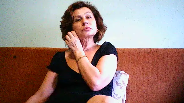 Mat_Elenore Adlı Modelin Canlı Sohbet Odası