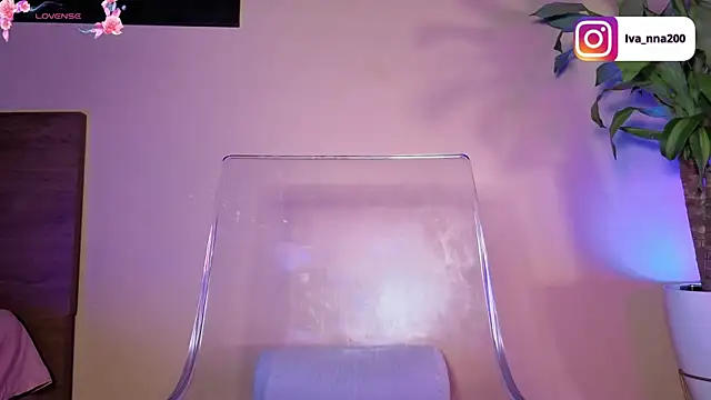 Sala de chat en directo de Ivanna_Diamon