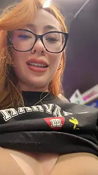 Sofii_gold's Live Chat Room