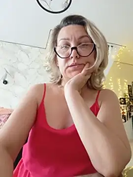 YoursLovelyy – live chatrum