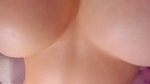 Leah_Greyのライブチャットルーム