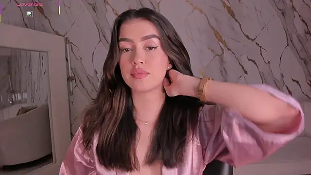 PaulinaSantos_'s Live Chat Room