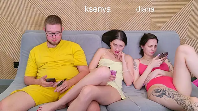 Ksenny чат на живо