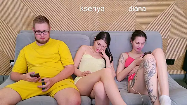 Ksenny Live Chatraum