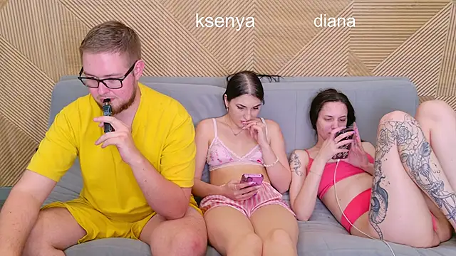 Ksenny Adlı Modelin Canlı Sohbet Odası