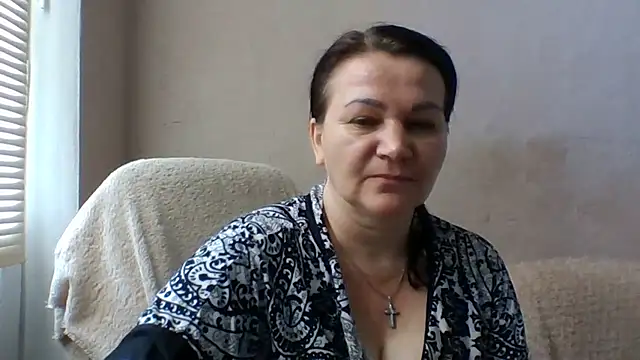غرفة دردشة Cassie_Stefana المباشرة
