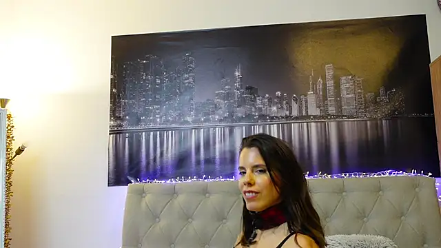 Lora_Chanel: онлайн-чат