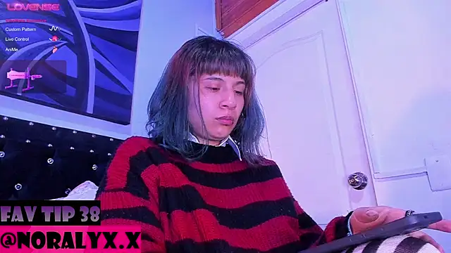 hey_noraly Cameră chat live