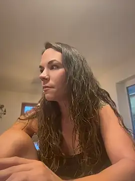 Lady_Knaller's Live Chat Room