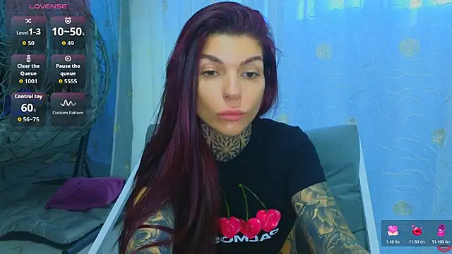 Sala de chat ao vivo de tattooedBabyy