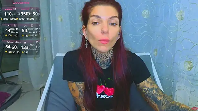 tattooedBabyy Cameră chat live