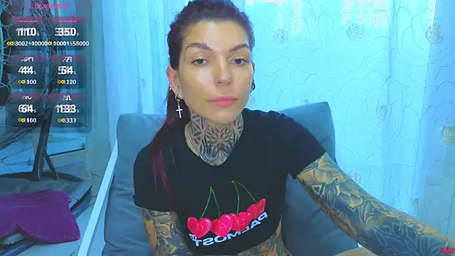 tattooedBabyy: онлайн-чат
