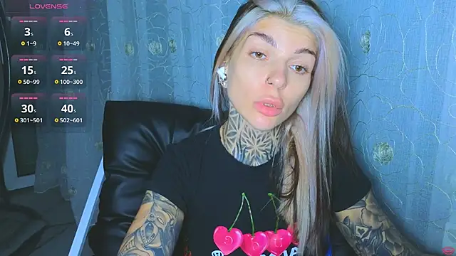 tattooedBabyy's Webcam Show