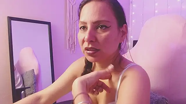 camila_delarosa чат на живо