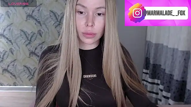 Marmalade_Fox Adlı Modelin Canlı Sohbet Odası