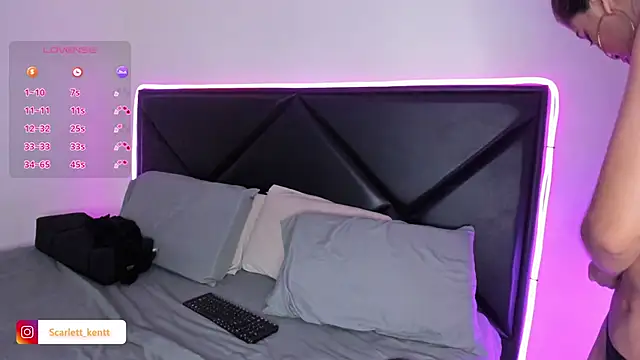ScarlettAndClark Live chatroom