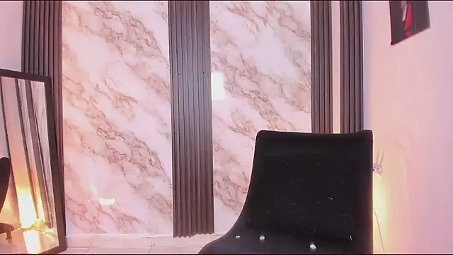 غرفة دردشة katherina_diaz المباشرة