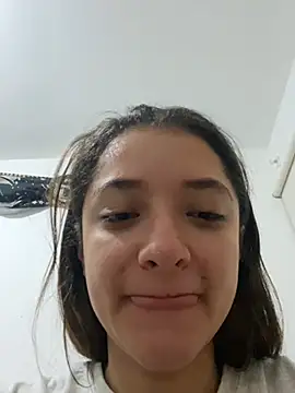 Alicia_ALICIA – live chatrum