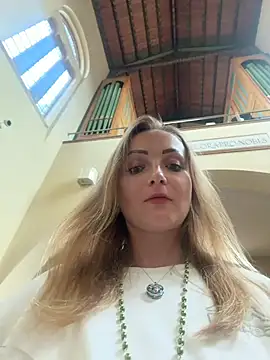 LadyTatiana_Annabelle – Naživo kamerová sex šou 
