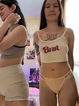 Chat soba uživo modela Heart_Ass