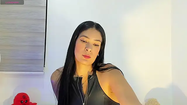 ห้องแชทสดของ bella_hadid1_