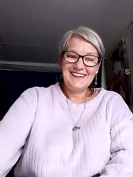 irinamaux Live Chatraum